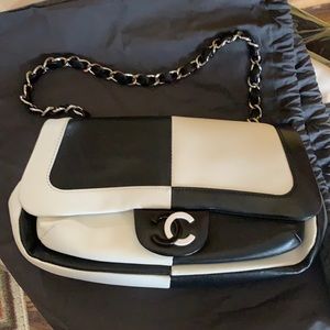 Authentic Chanel bicolor shoulder flap bag